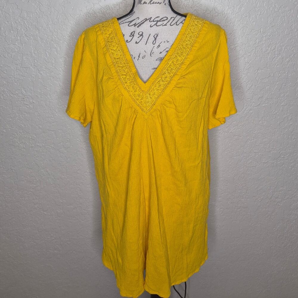 Woman Within Short Sleeve Embroidered Detail Top Size 2X (26/28)